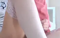 مص زب ضخم ونائب الرئيس أثناء مشاهدة فيديو لي.