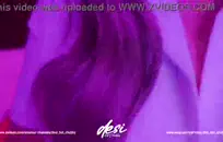 مثير فاتنة الشعر الأسود مص الديك واللعين الكلب.