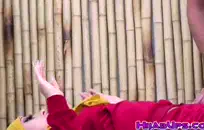 سخيف ماما حتى انها طرقت