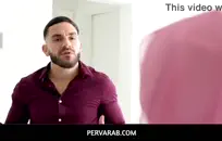 الساخنة شقراء الفرخ يلعب مع كس بعد الاستحمام.