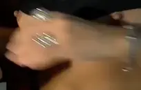 ميا مالكوفا وزوجها يمارسان الجنس مع شخص غريب.