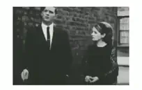 تحول جنسي مجموعة من الرجال يمارسون الجنس مع فتاة واحدة في نفس الوقت، وعادة ما يكون ذلك في نادٍ للعهرة حيث يكون الجميع مهتمين بهذه الأشياء