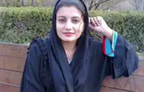 جوليا آن كبيرة الثدي تمتص الديك وتحصل على مهبلها الضيق المطروق