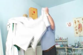سيكس بنات القصيرات معا شيوخ كبار vidio