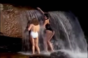 فيديو تعليم كيف تنيك من الطيز