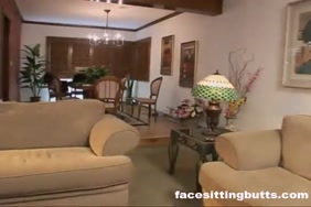 احلئ لقطات مص حلمه الصدر فديو