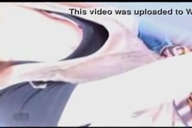 بنات دون سن 12 سنة عاريات
