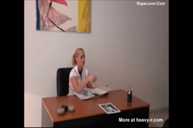 سكس الخاله مع الورع في البيت