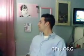 رجل و مراة تمارس في مزرعه جنس و نيك احيوان مثل الحمار وحصان و